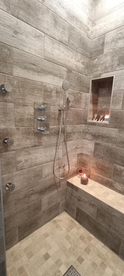 Le Marechal Duplex - Appartement Avec Jacuzzi - Caen Hyper Centre Bagian luar foto
